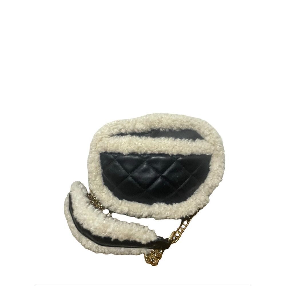 Sherpa Crossbody Purse - Picture 6 of 10